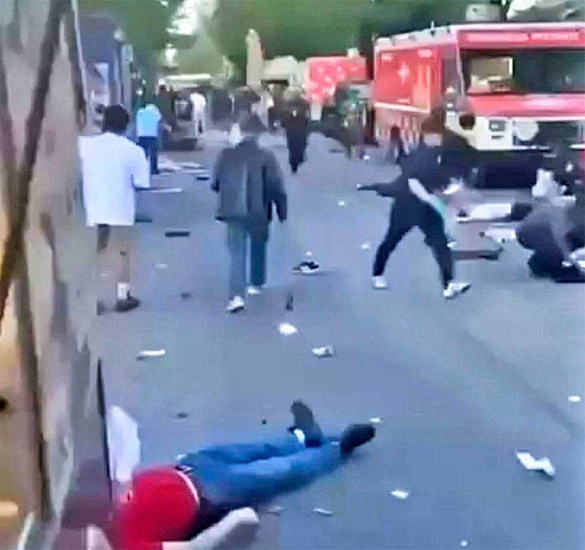 Canadá: Masivo atropello deja más de 10 muertos 