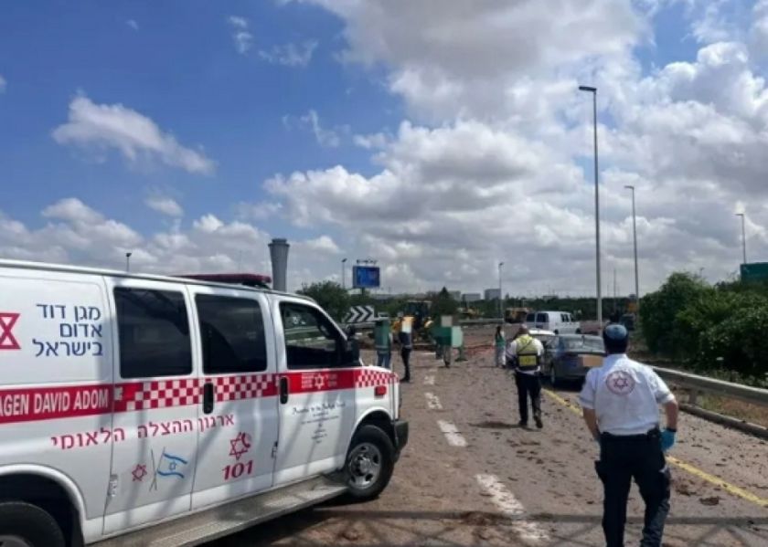 Un proyectil impacta por primera vez en el aeropuerto de Tel Aviv desde inicio de la guerra