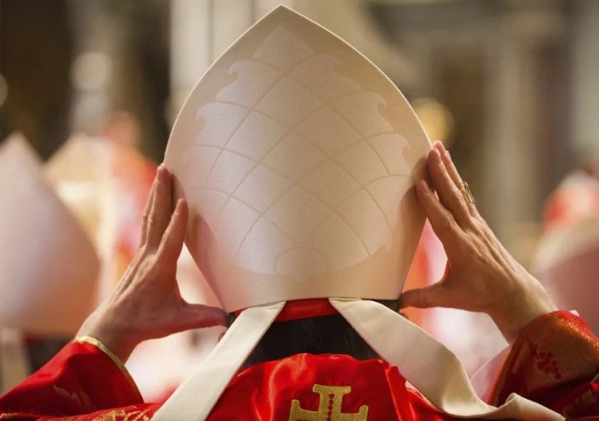 La Iglesia católica se encierra en un cónclave para elegir al sucesor del papa Francisco