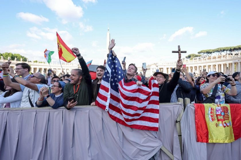 Trump considera un gran honor para EE.UU. que León XIV sea el primer Papa estadounidense