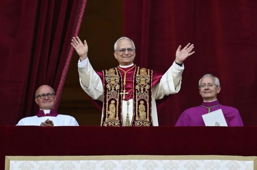El papa León XIV pide ayuda para construir puentes de paz y buscar la justicia sin miedo