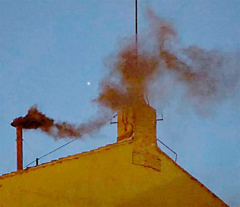 Elección del nuevo Papa se deja esperar en Roma 