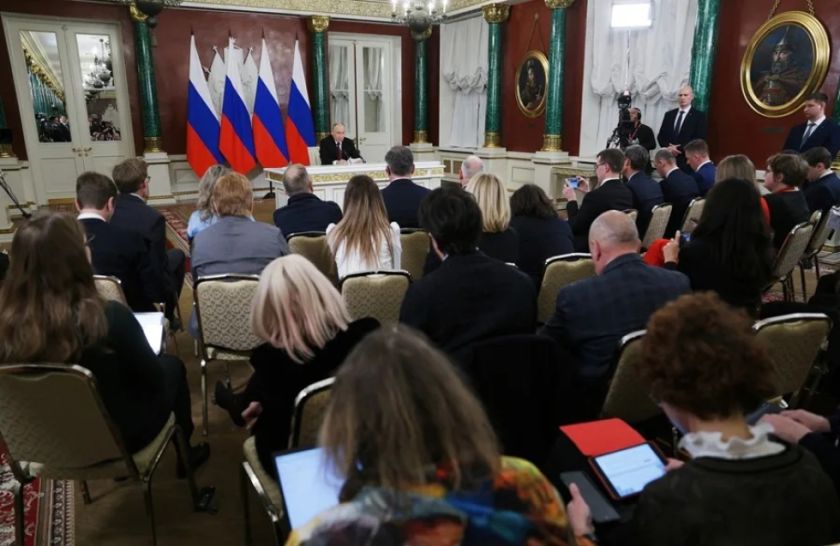 Putin propone a Ucrania celebrar negociaciones directas, pero Zelenski quiere antes un alto al fuego