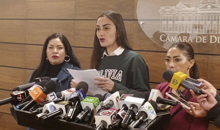 Diputadas confirman “lista negra” y acusan a Samuel de someterse a “chantaje” de Camacho