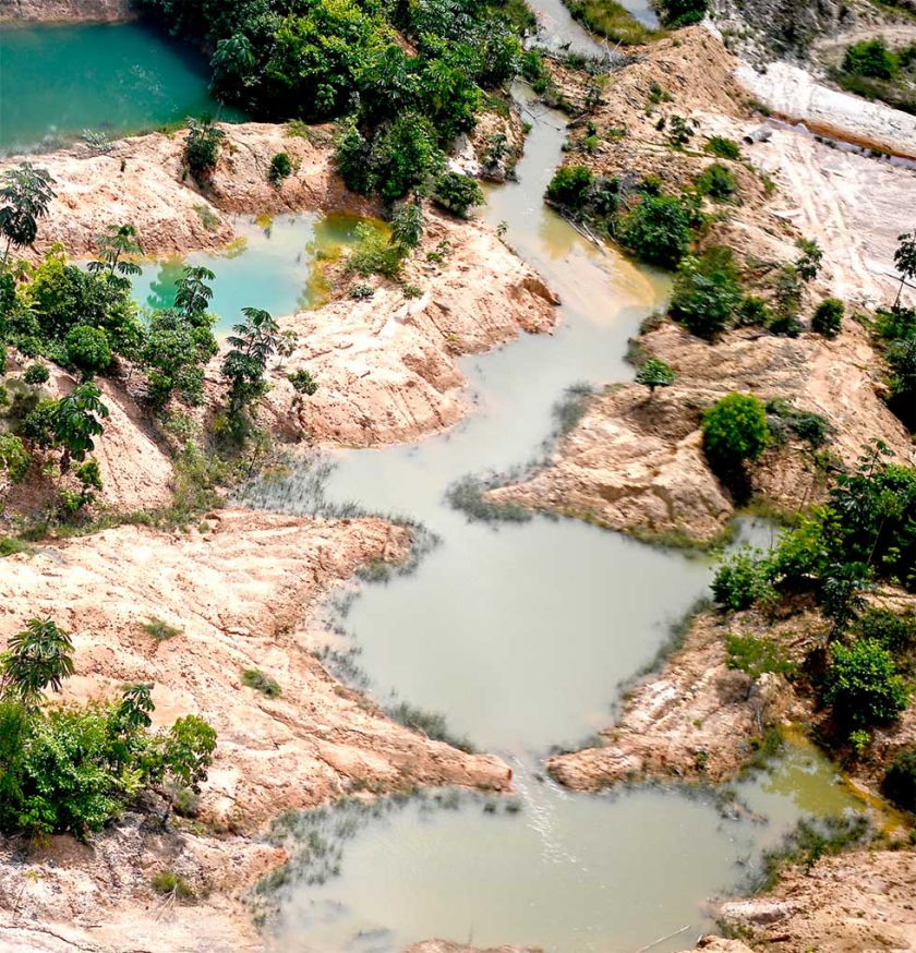 Minería ilegal alimenta "economías paralelas"