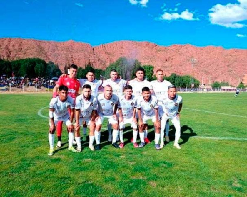 Real Potosí y Río San Juan Humi luchan por los puntos en el “Defensores del Chaco”