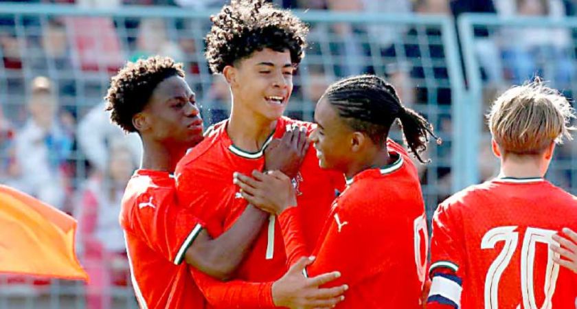 Cristiano JR hizo doblete con la Sub-15 de Portugal 