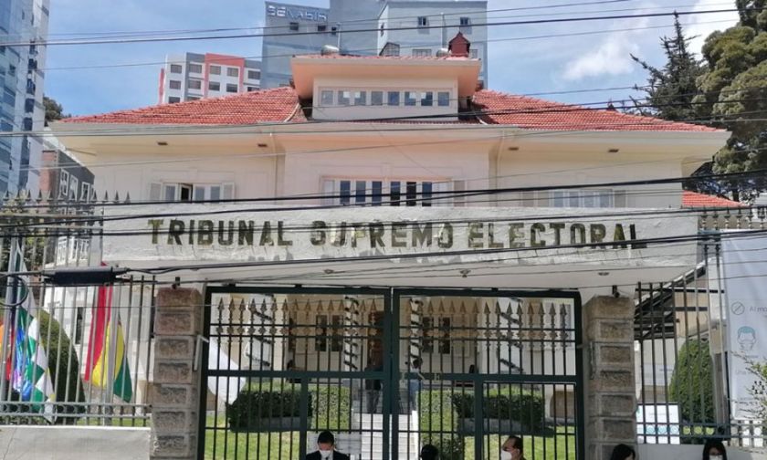 Sala Constitucional de Santa Cruz desestima recurso que pedía cancelar la personería de ocho partidos