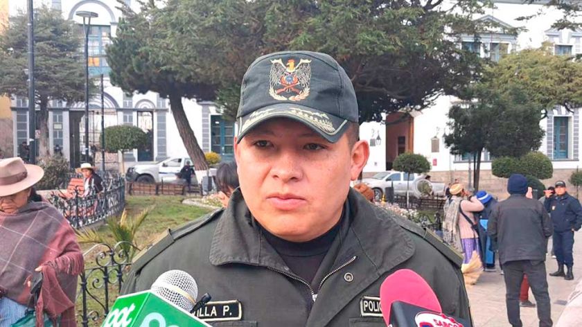 Intendencia obligó a vender aceite a precio justo en tiendas y mercados