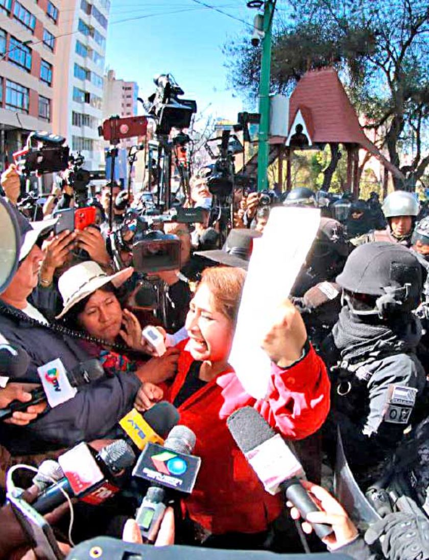El TSE rechaza recibir listas de PAN-Bol