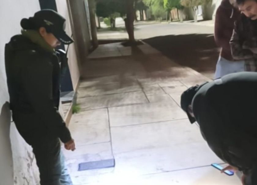 La explosión de petardos en casa de un vocal del TED de Cochabamba genera alarma
