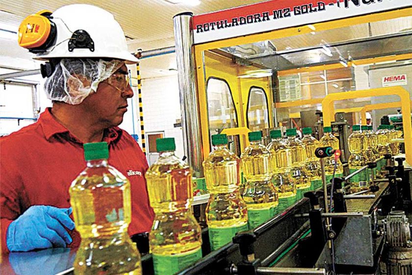 Aceite: Industrias garantizan suministro a precio regulado