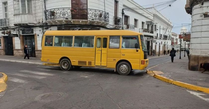 Transporte en Sucre anuncia bloqueos de calles para este martes