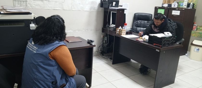 Defensoría del Pueblo gestiona protección de alumnos afectados por uso de gases lacrimógenos en Betanzos