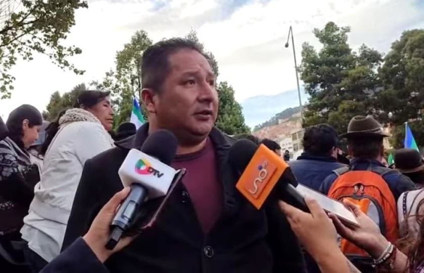 Simpatizante de Evo Morales acusa a la prensa de distorsionar sus advertencias