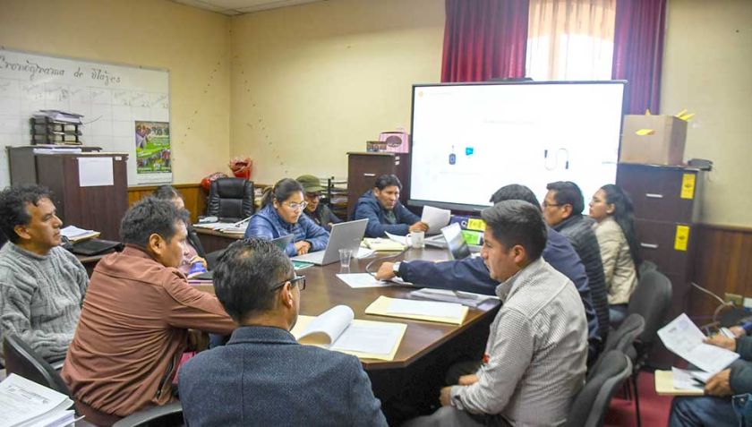 Comisión de Desarrollo Económico de la ALD trata proyecto sobre el aeropuerto