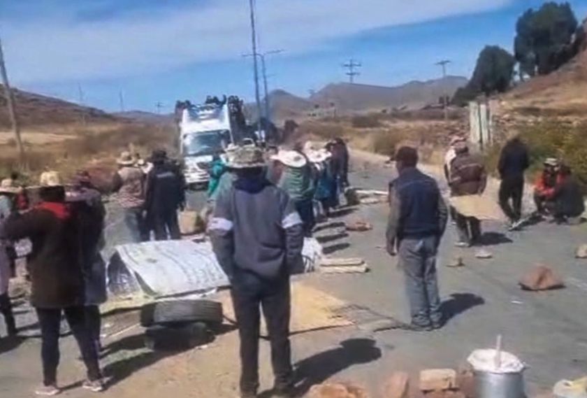 Llallagua: Reportan amenazas de quemas, secuestros y violaciones a universitarios