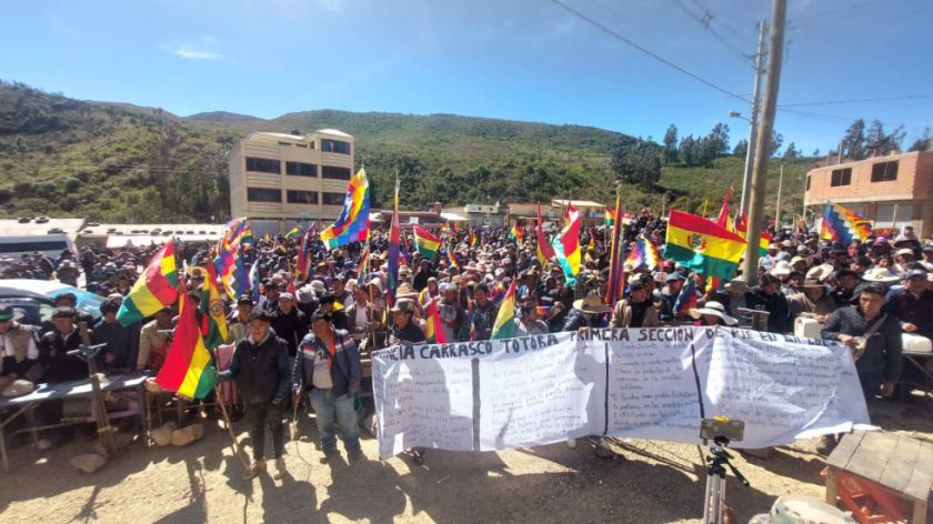 Evistas no acatan “pausa humanitaria: Persisten siete puntos de bloqueo en Cochabamba