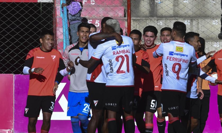 Always Ready extiende su ventaja como líder con goleada