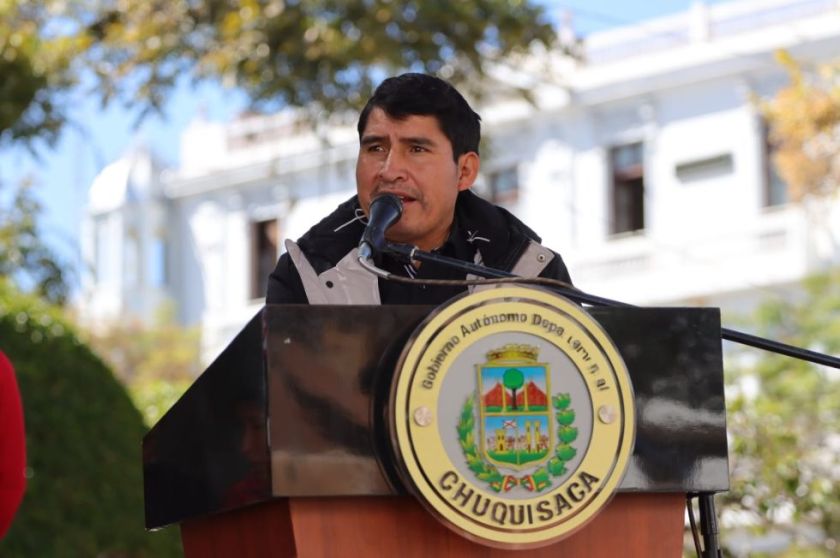 Damián Condori evoluciona positivamente y médicos evalúan retirarle la sedación