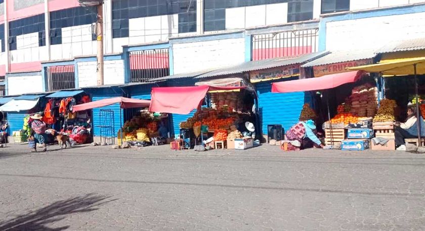 Comerciantes piden concluir obras de construcción del mercado Chuquimia