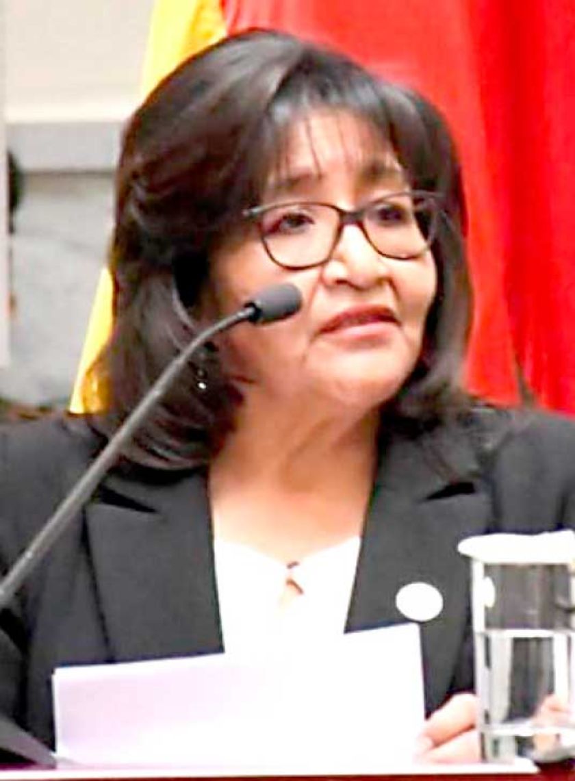 TCP ordena al TSE mantener en funciones a la magistrada Coaquira