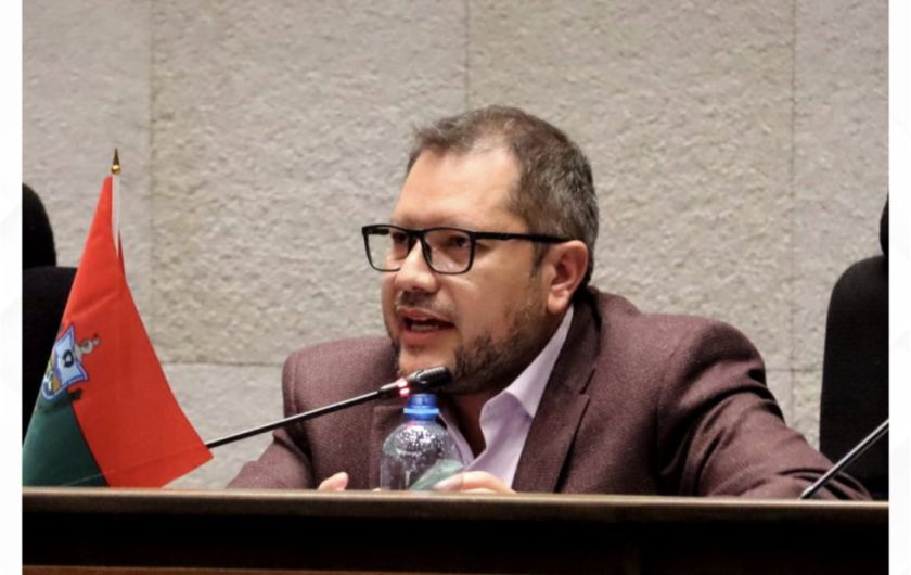 Ministro Gallardo expone en Diputados alcances del contrato entre YLB y CBC para industrializar litio en Uyuni