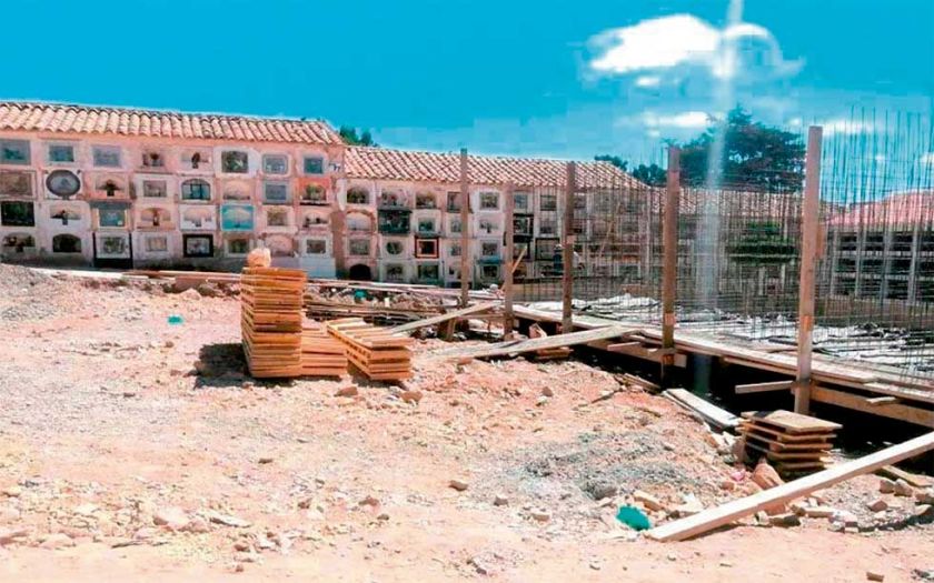 Anuncian la reparación de tres pabellones en el cementerio general