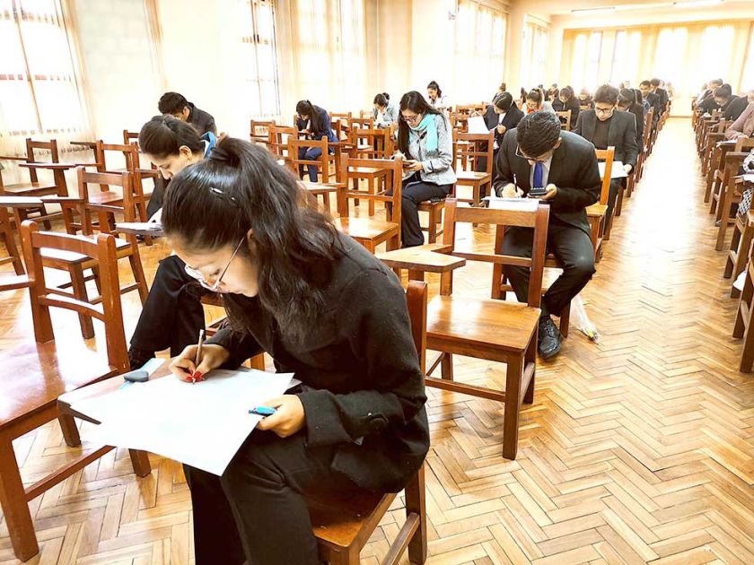 UATF aplica su primer examen en 38 carreras semestralizadas hoy