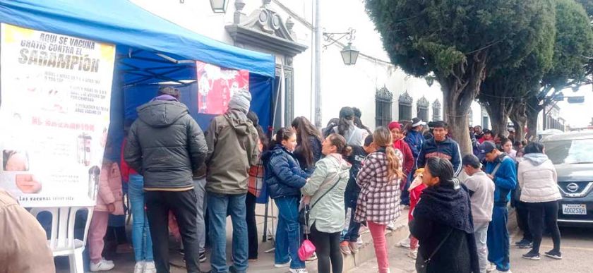Ministro Veliz: se pedirá el carné de vacunación contra el sarampión
