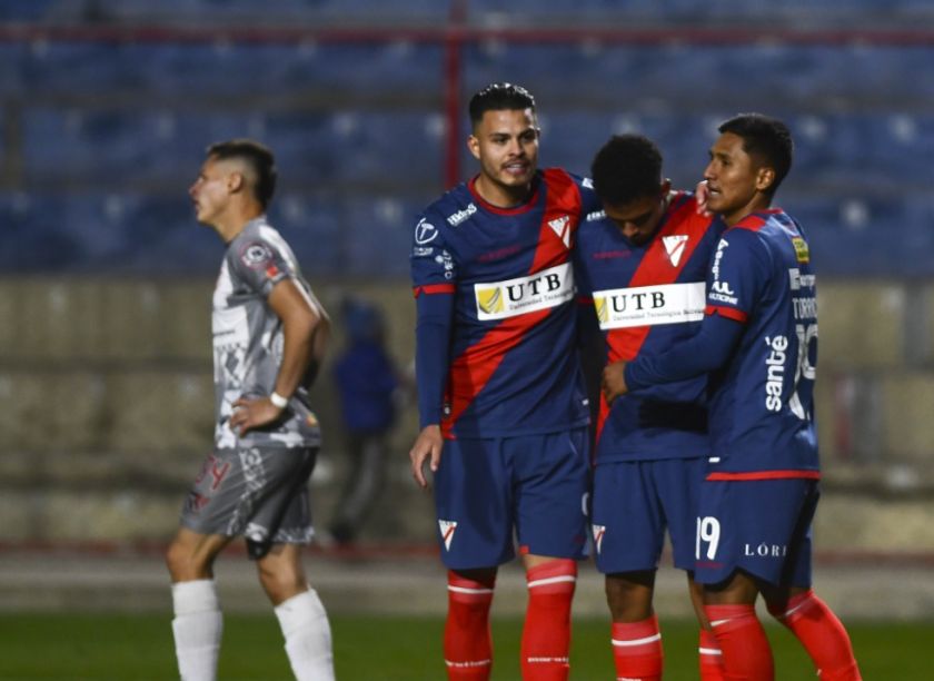 Always Ready pulveriza a Independiente
