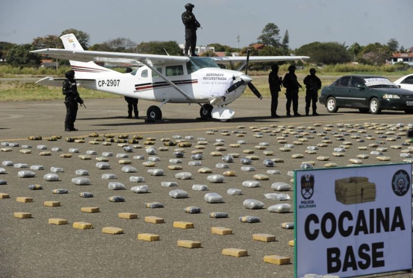 Felcn incauta casi dos toneladas de droga en varios operativos