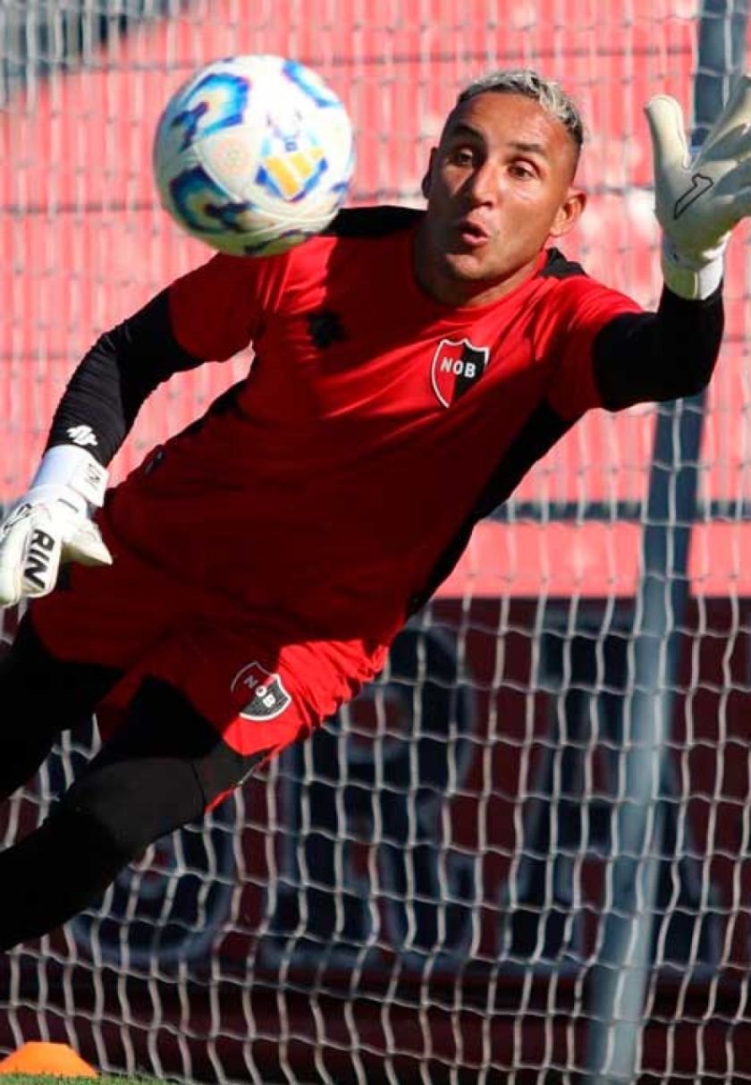 Keylor Navas  deja Newell’s y  se va a los Pumas