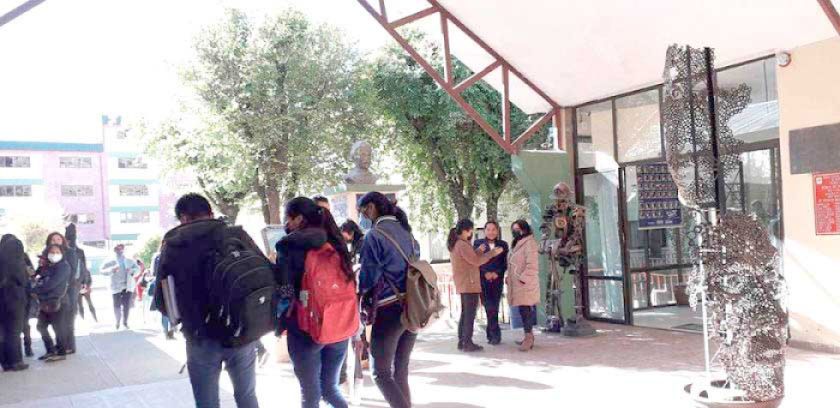 Alumnos de la Esfmea  retoma sus clases en la  modalidad presencial 