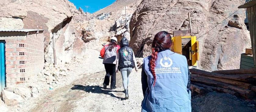 Encuentran a cuatro adolescentes trabajando en la minería en Porco