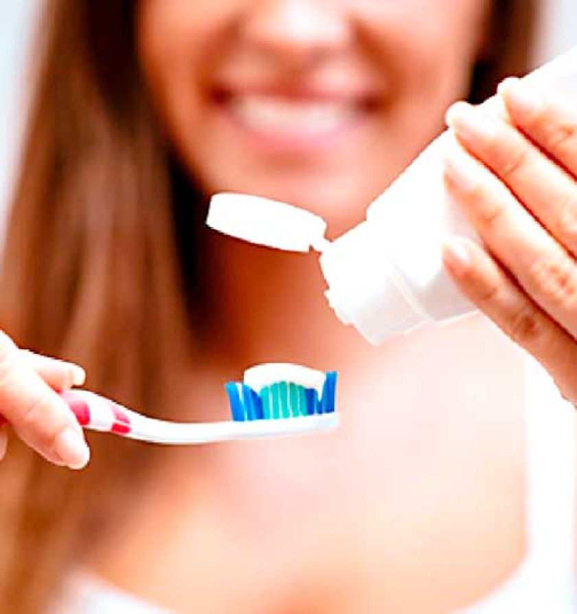 Alertan reacciones  en uso de pastas dentales con fluoruro