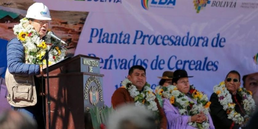 Gobierno informa que entregó 61.056 obras por más de Bs 56.000 millones en cinco años