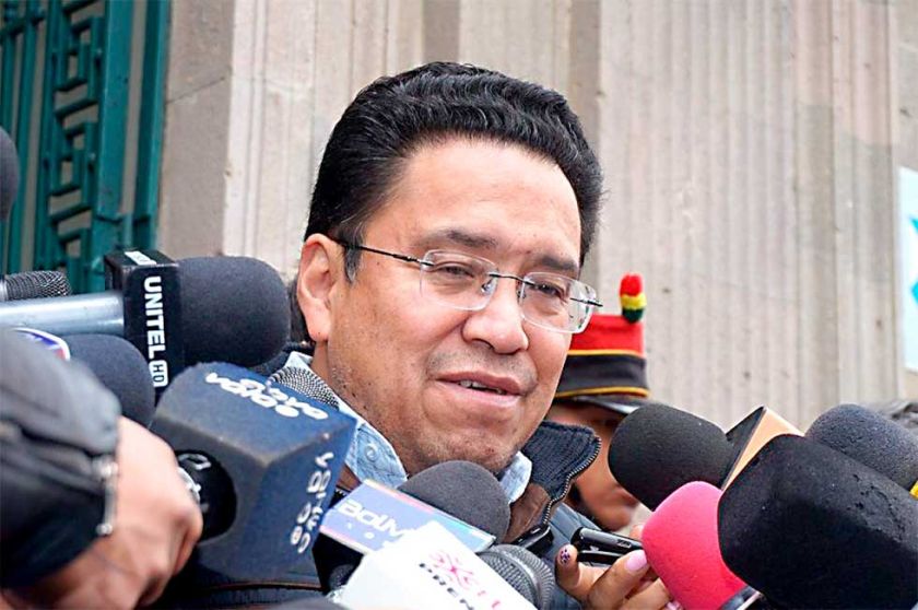Justicia otorga detención  domiciliaria a César Siles