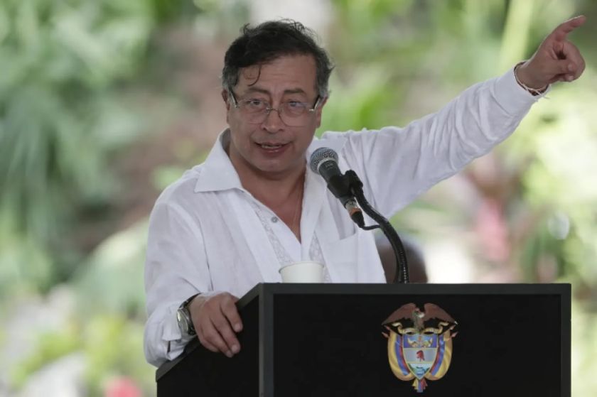 Petro acusa al Gobierno peruano de haber «copado» un territorio colombiano en la Amazonía