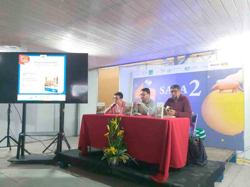 Casa de Moneda está en feria de libro de La Paz