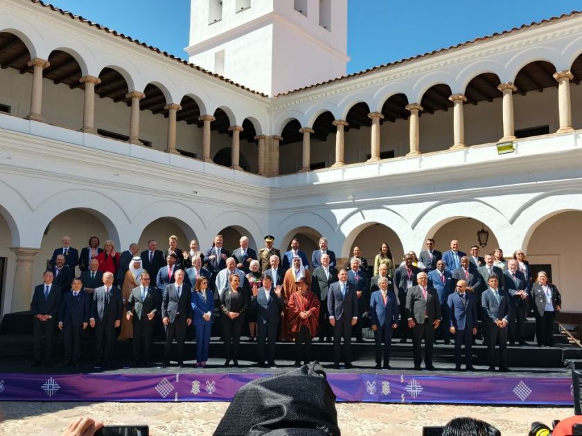 Cancillería destaca la presencia de 102 representantes diplomáticos en el Bicentenario