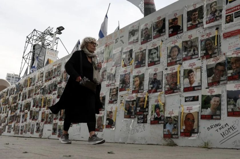 Hamás advierte a Israel de que expandir su ofensiva significa «sacrificar» a los rehenes