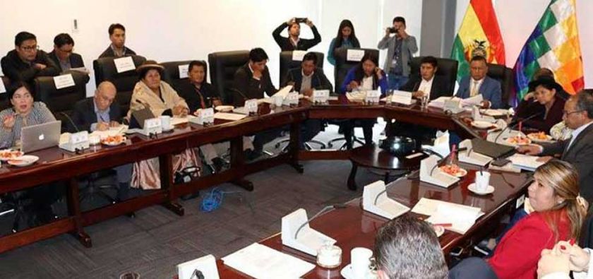 Una comisión de diputados anuncia el tratamiento de contrato del litio