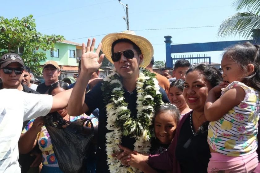 Andrónico acepta resultados preliminares y llama a recomponer el movimiento popular