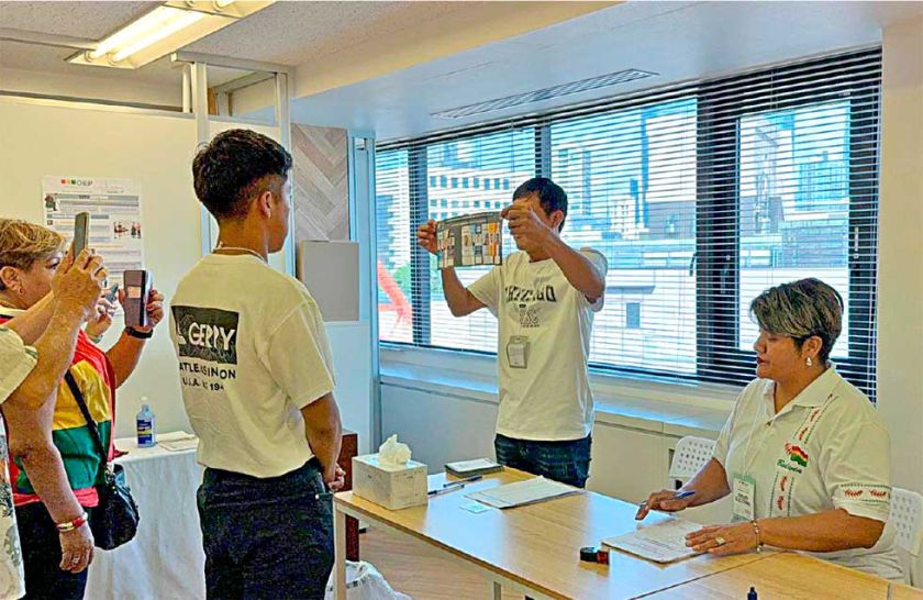 En Tokio, Japón, se abrió  la jornada electoral anoche