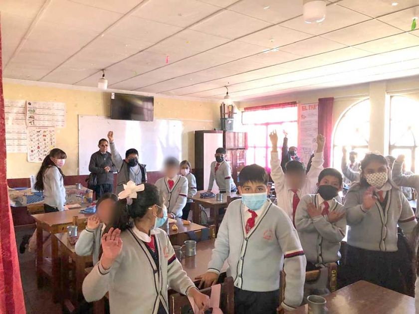 Horario de invierno se sigue aplicando en las escuelas