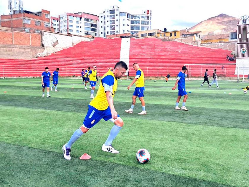 Real Potosí está listo para enfrentarse a Torre Fuerte en el estadio “Real Santa Cruz”