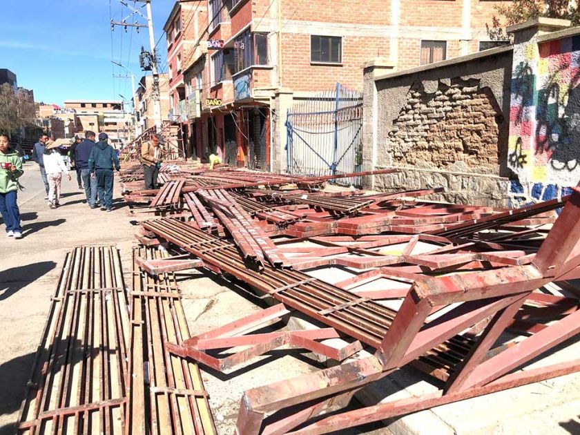 Desplome de graderías y pugna por el control perturban a Ch’utillos