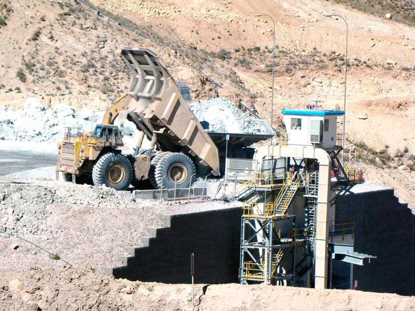 Gobernador destaca el avance en la recaudación de regalías mineras