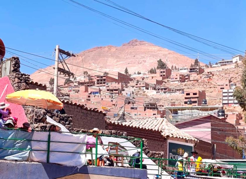 Entradas de Ch’utillos visibilizan últimos hundimientos del Cerro Rico